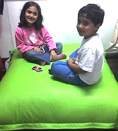 PUFF ALMOFADÃO QUADRADO MÉDIO DE ADULTO